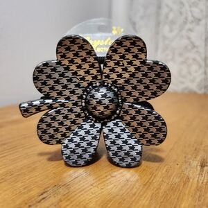 Houndstooth Flower Hair Clip